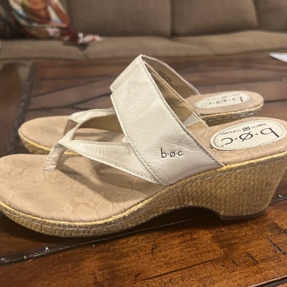 b.o.c. Born Concept Leather Thong Wedge Sandal - Picture 3 of 10